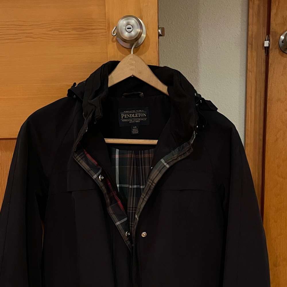 Pendleton Women’s Navy Raincoat with Plaid Lining